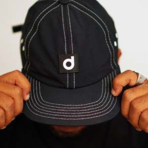 BONÉ SIX PANEL DR CONTRAST INV.26